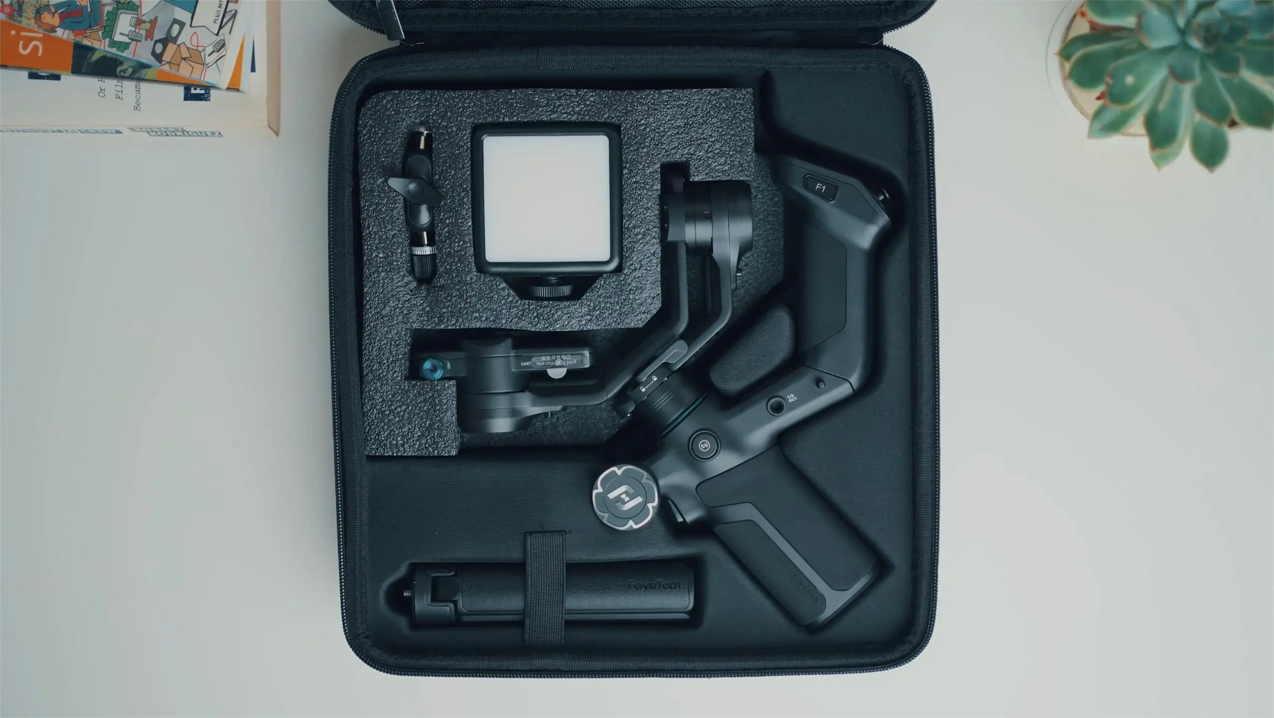 3-in-1 AI Tracking Gimbal - Image 5